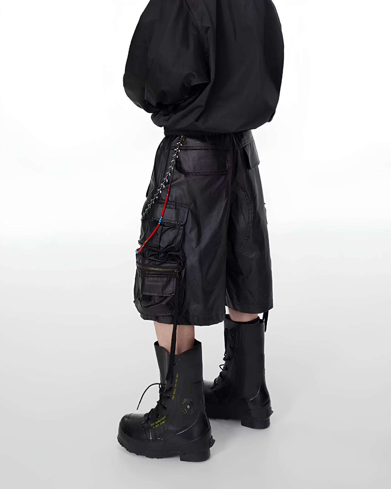 Coated Wide Cargo Shorts koku0169