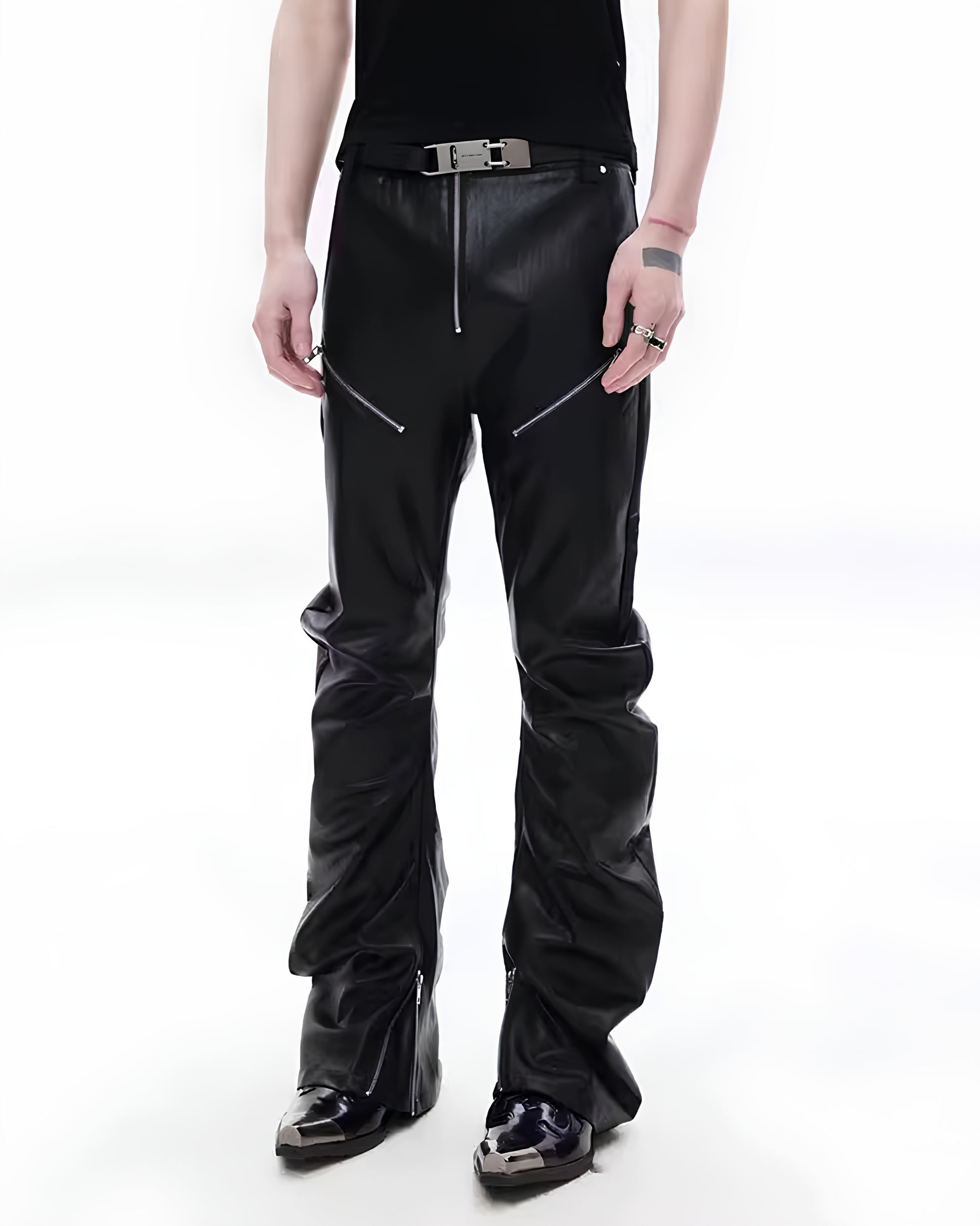 Curved Leather Zip Pants koku0142