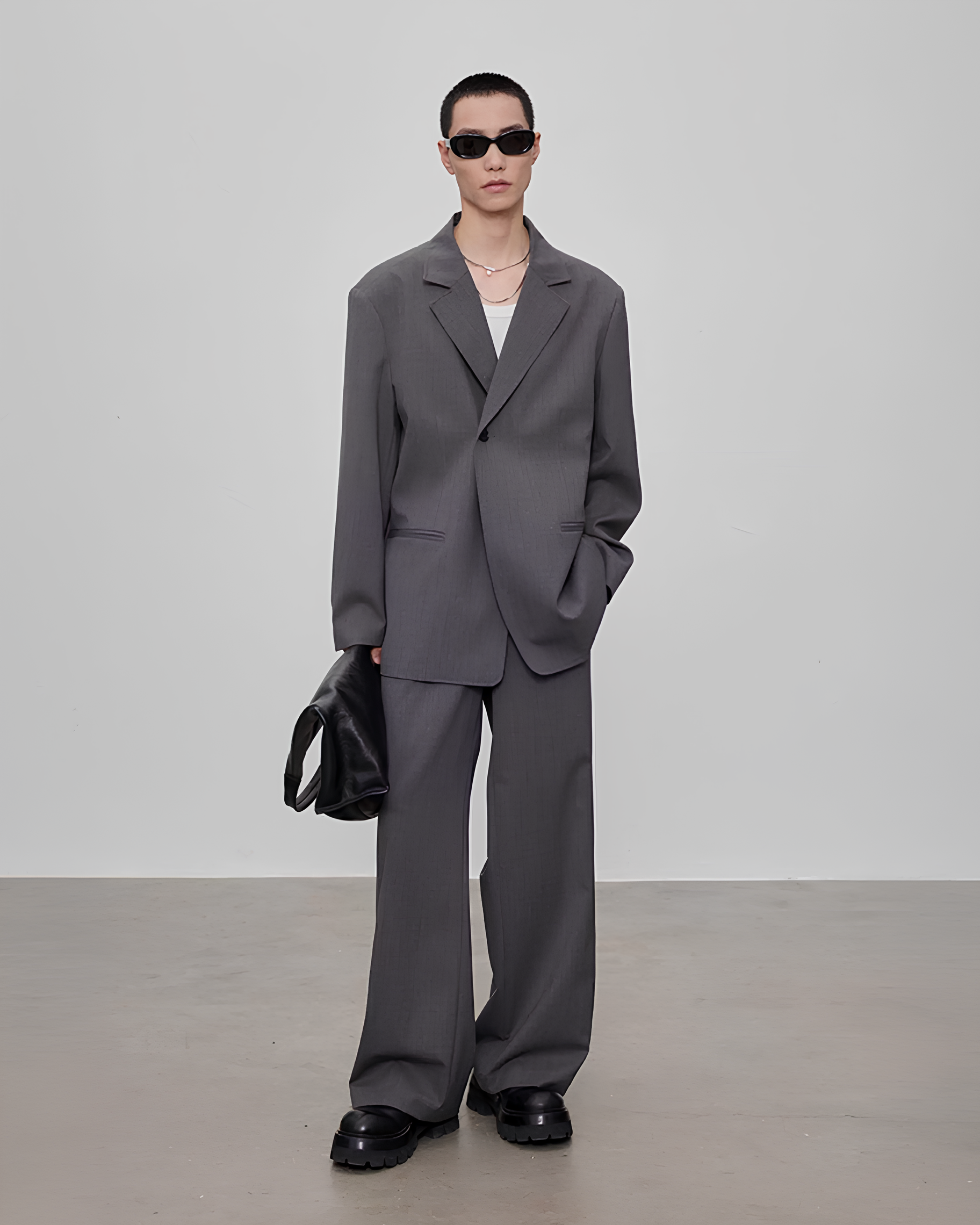 Virgin Wool Tucked Straight Trousers koku0165
