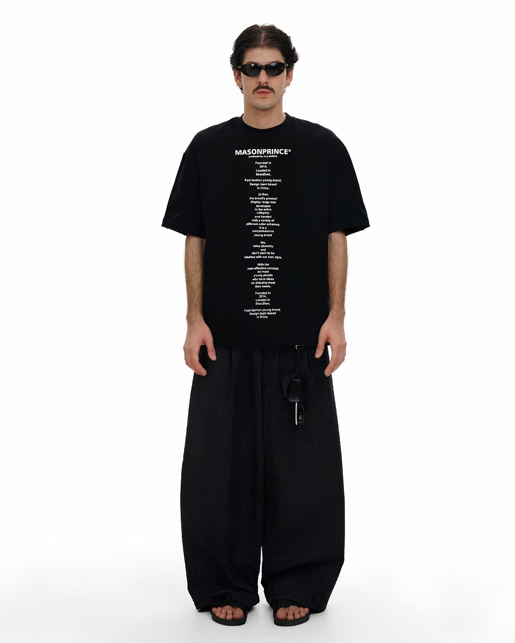 Vertical Statement Logo Tee koku0180