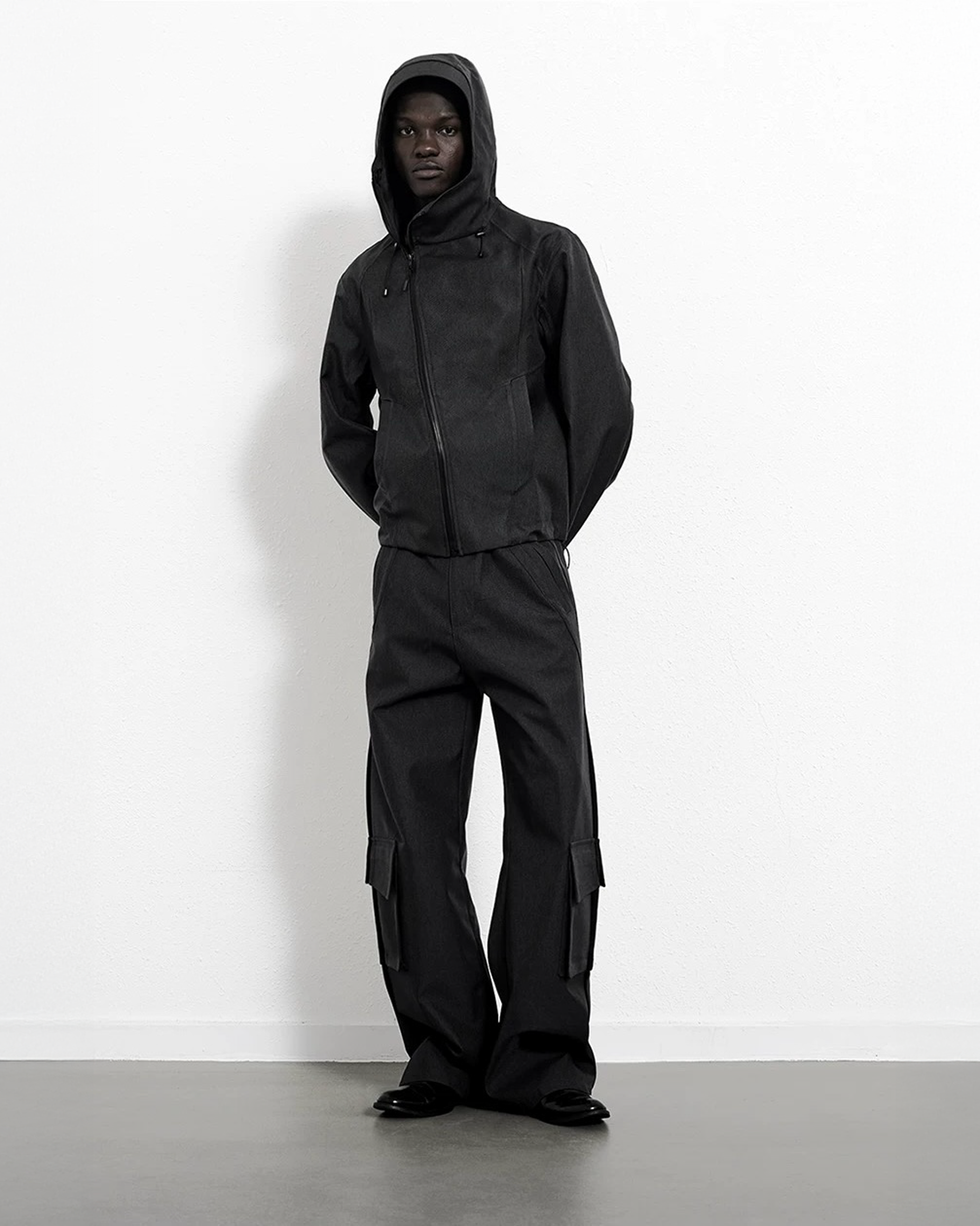 BEVAN UP Straight Tech Cargo Pants koku0015