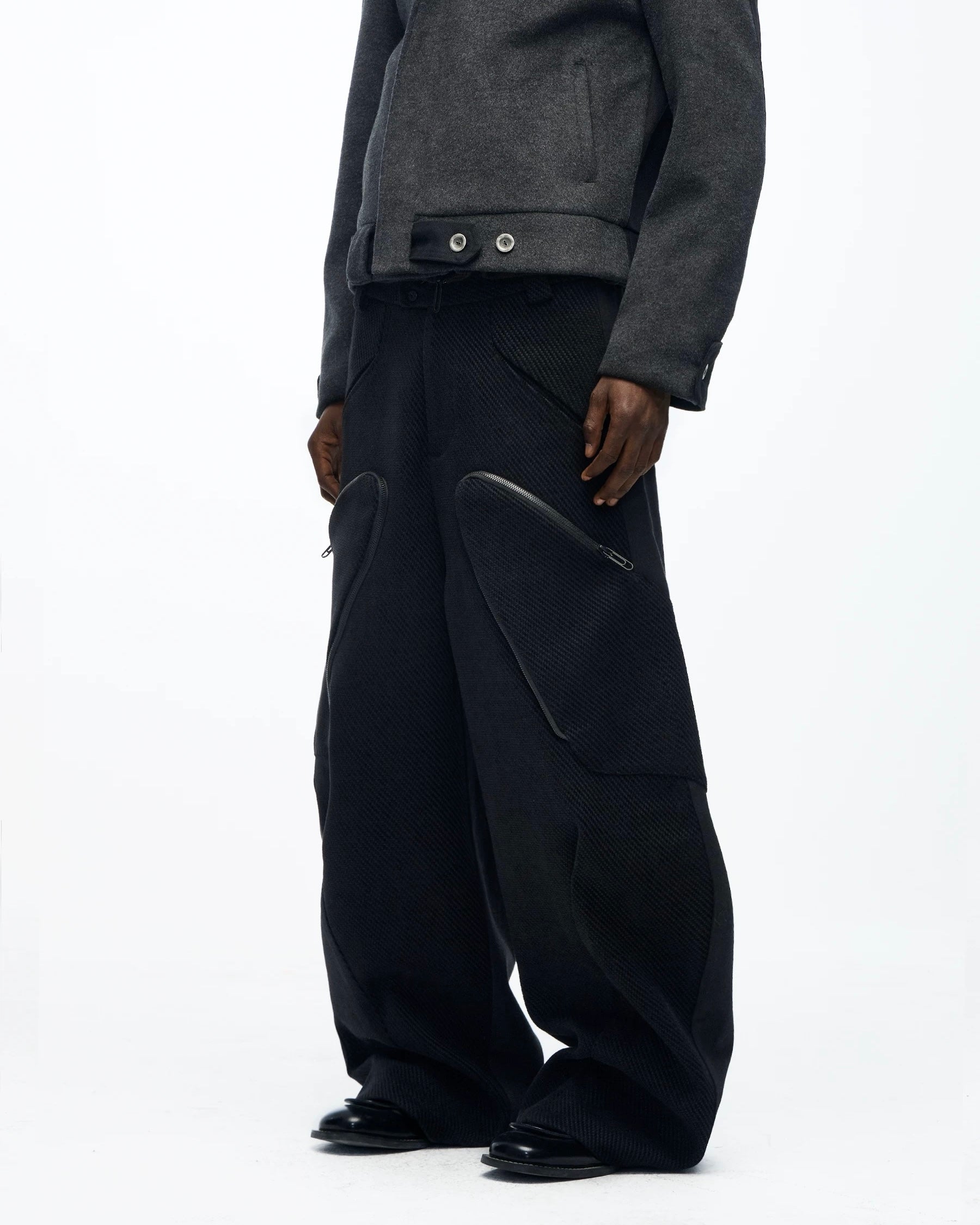 BEVAN UP Curved Zip Baggy Tech Pants koku0016