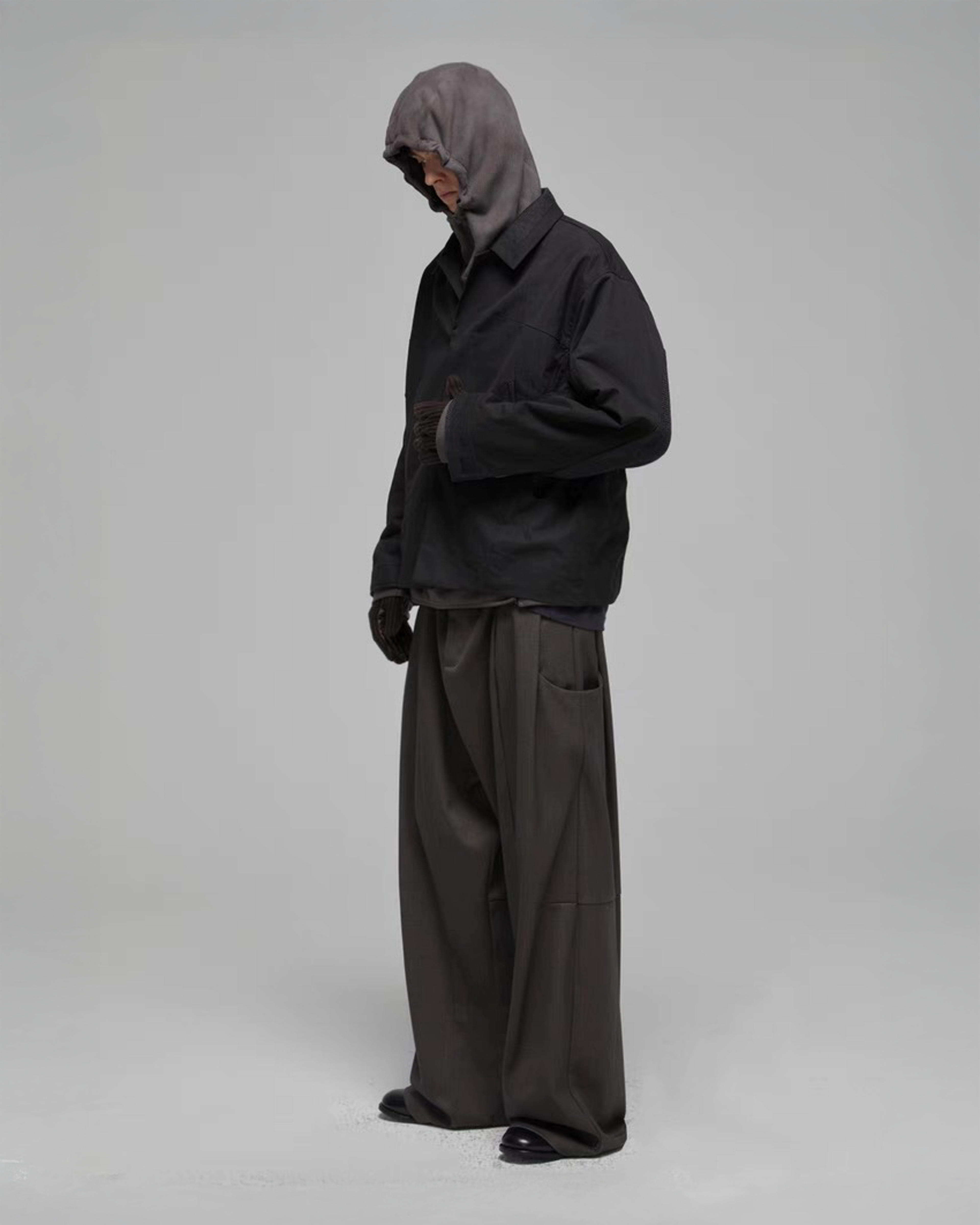 DECESOLO 2-pleat side pocket wide pants koku0017