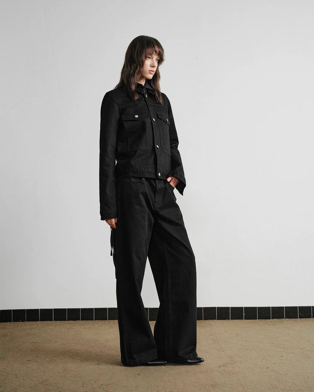Slight Vogue Cropped Black Denim Jacket koku0020
