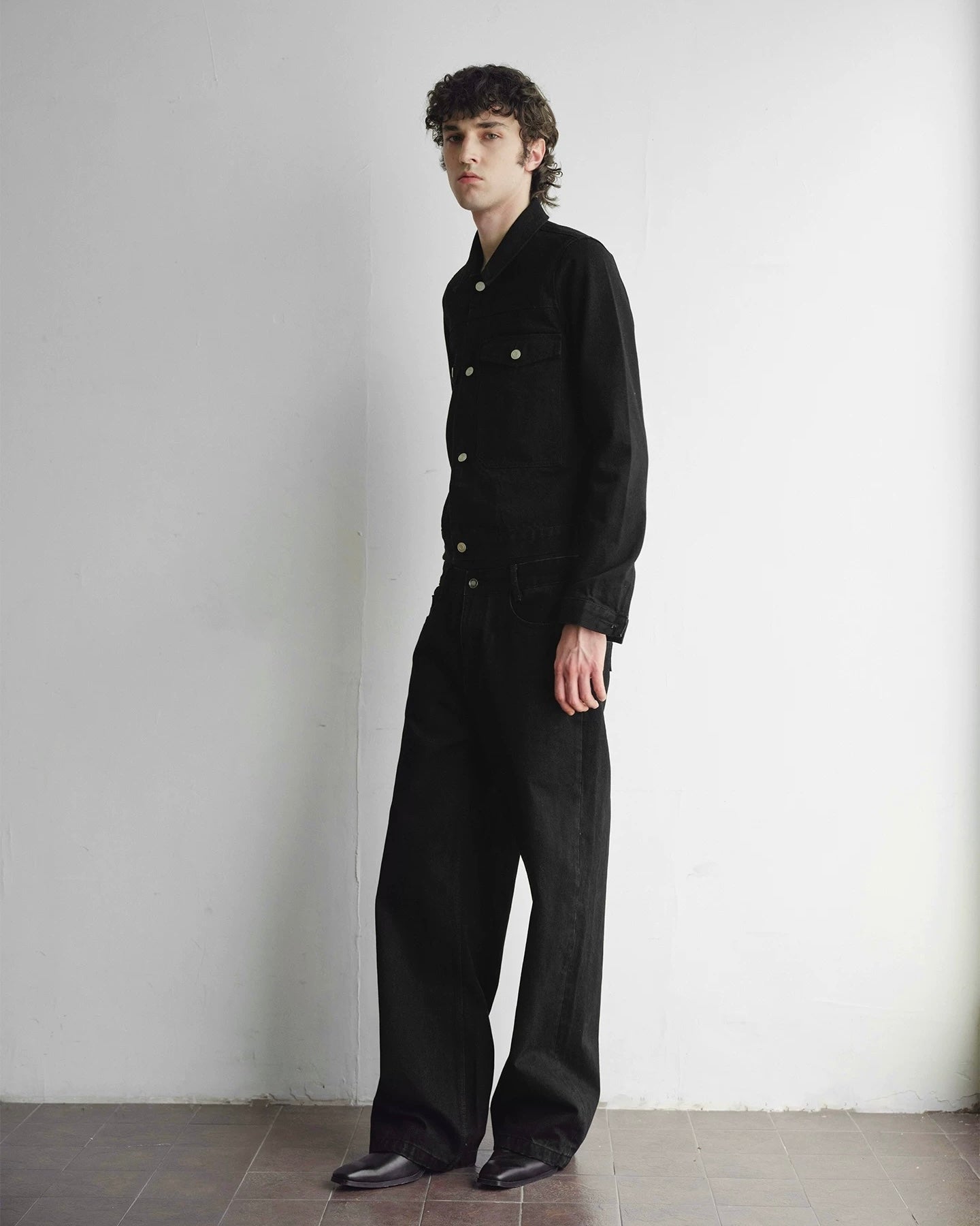 Slight Vogue Cropped Black Denim Jacket koku0020