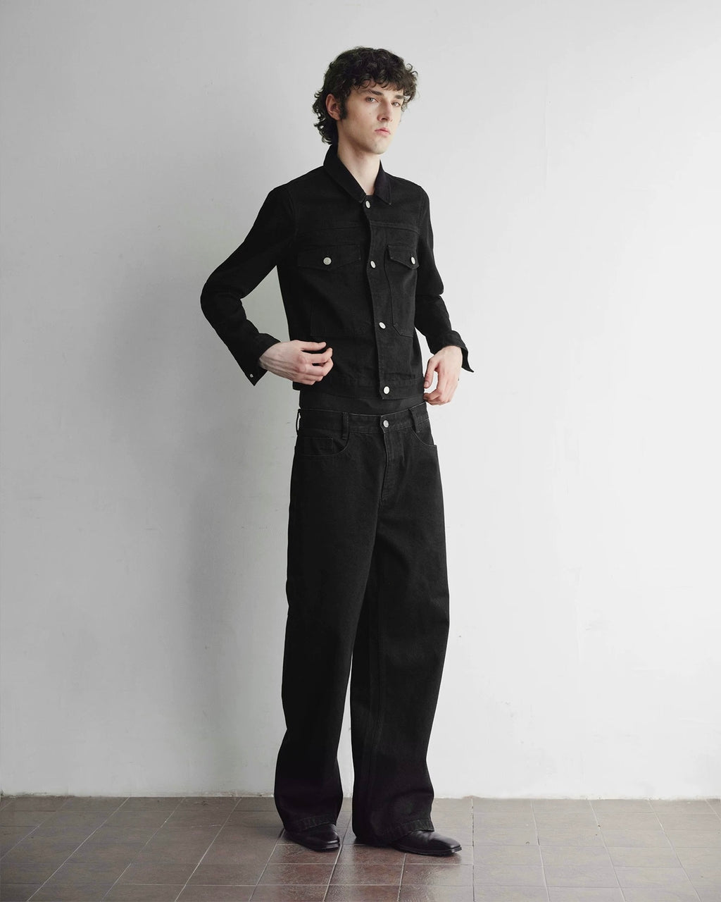 Slight Vogue Cropped Black Denim Jacket koku0020