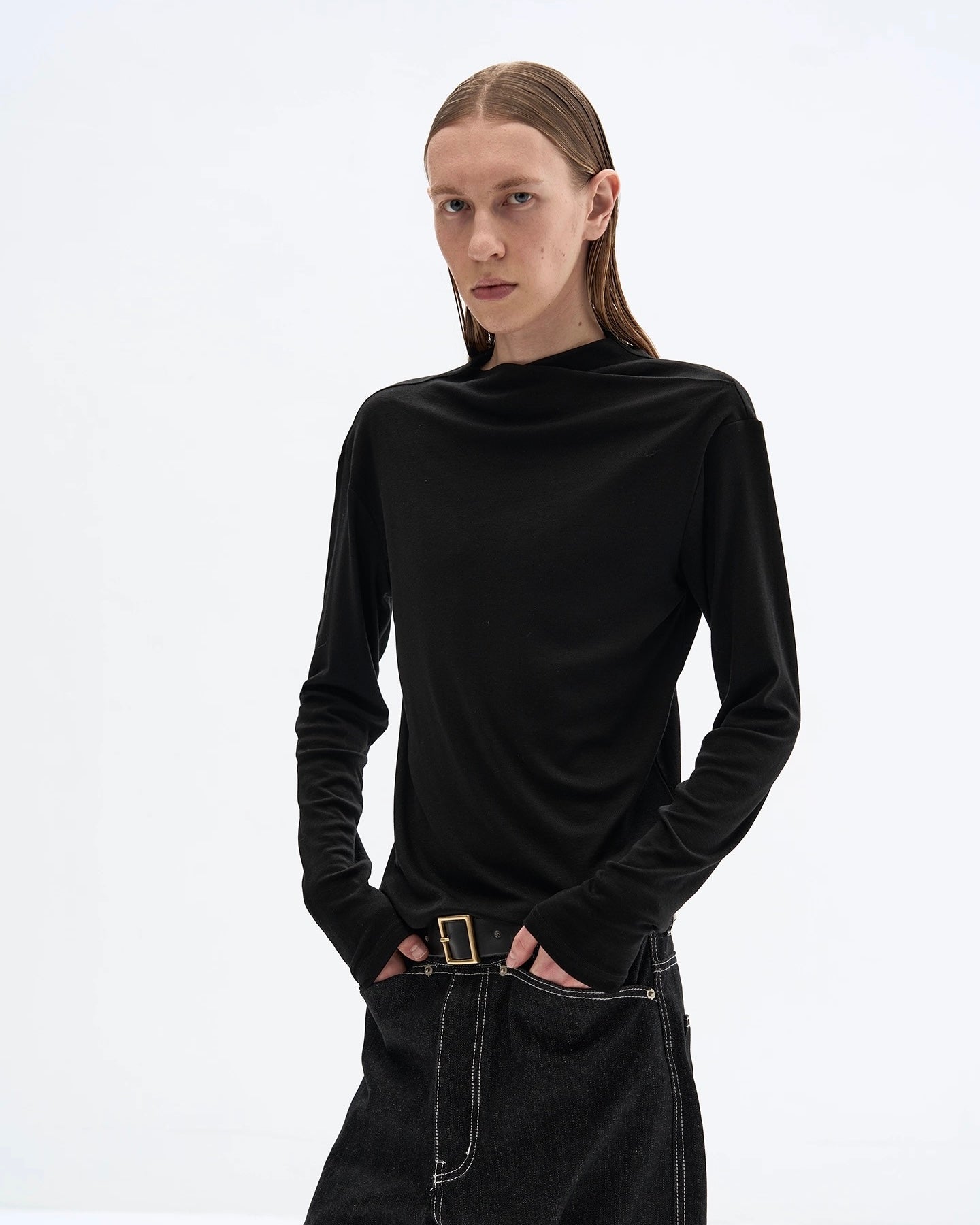 Slight Vogue Tight Fit Long Sleeve Tee koku0022