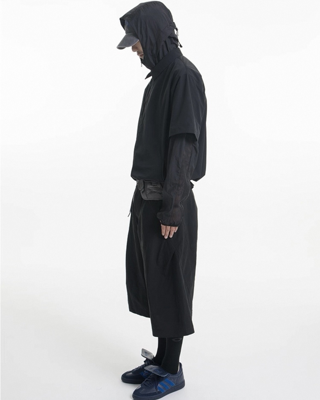 Textured Cropped Pants koku0040