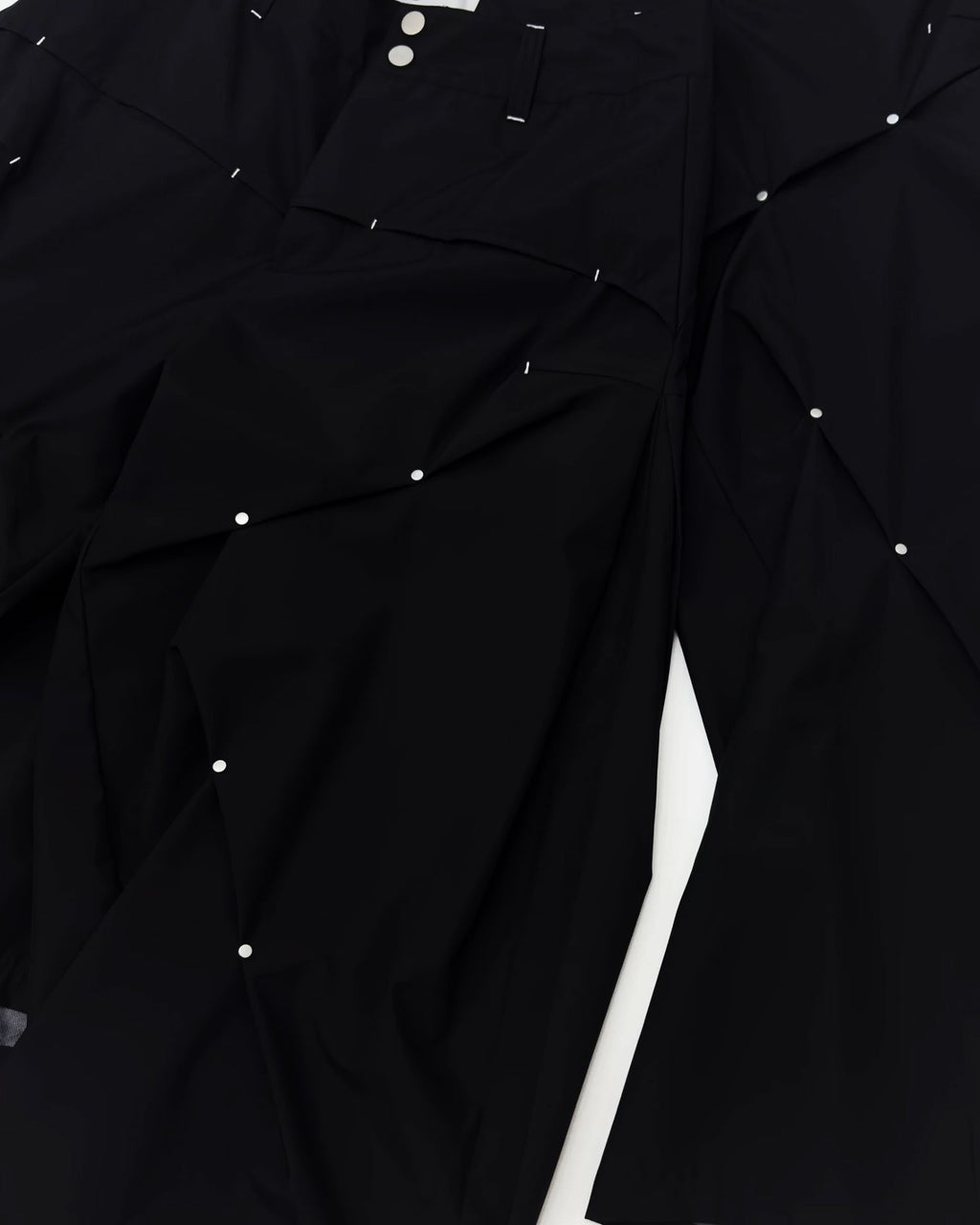 Windblade Spiral Cut Pants koku0055