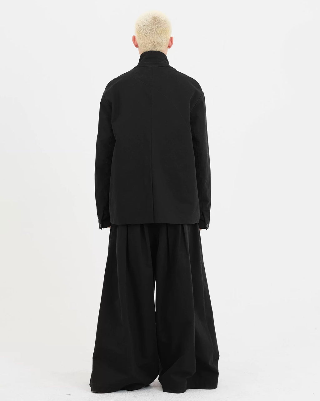 Layered Silhouette Jacket koku0096