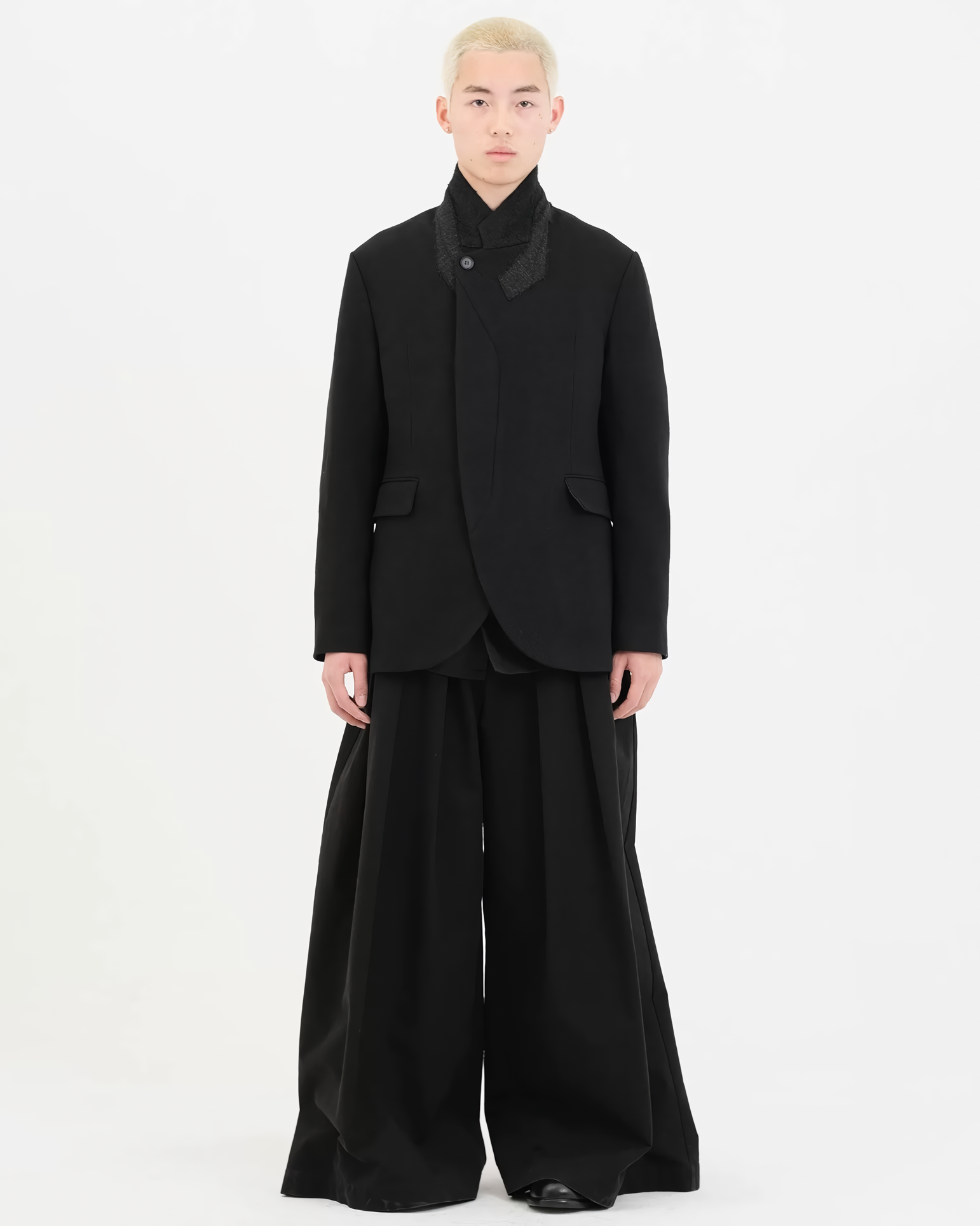 Wide Pleated Volume Trousers koku0100