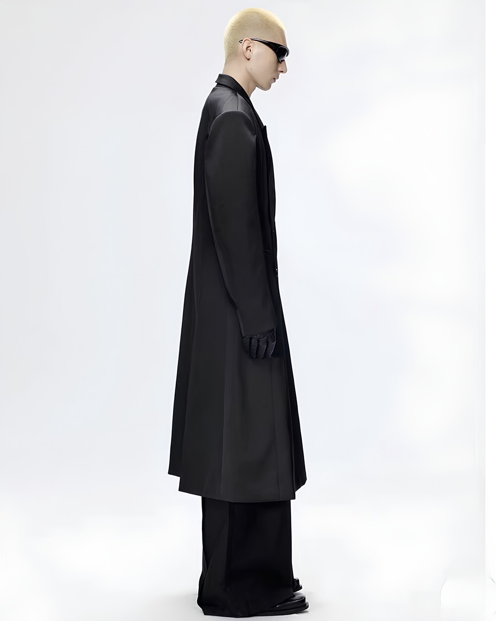 Sculpted Longline Double-Breasted Coat koku0114